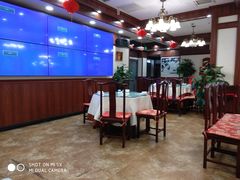 大堂-六和聚传统烤鸭.天津菜(和平店)