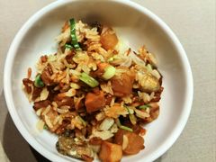 牛肝菌香肠鸡油煲仔饭-荣轩(新荣记环球金融中心店)