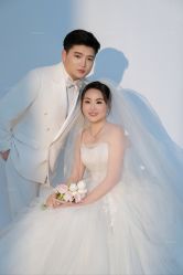 -雪中彩影婚纱摄影·微光艺术中心