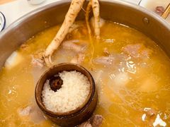 -朴小妹人参鸡汤火锅(长白山万达店)