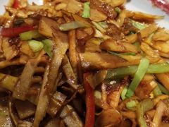 -辣不二地道川菜(汉水路店)