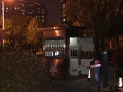 -金匮公园-南入口停车场