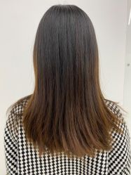 -魅·Hair设计烫染接发店