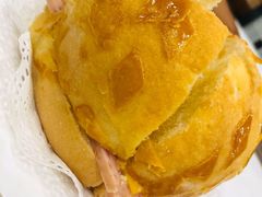 Big&nbsp;men菠萝包-澳门陈光记烧味饭店(南京德基广场店)