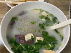 牛肉粉丝汤-胡记锅贴·沪上游子老鸭粉丝汤(太原路店)