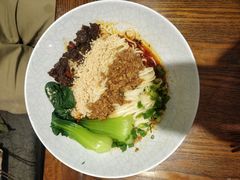 -张氏宽窄巷成都名小吃(王府井二店)