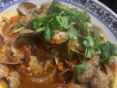 -琥珀老六龙虾(四里河店)