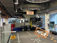 -超鹿运动(达信大厦店)