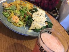 鲜虾牛油果沙拉-Moka Bros 摩卡站(西单大悦城店)