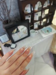 -鲸彩·美甲美睫科技护肤