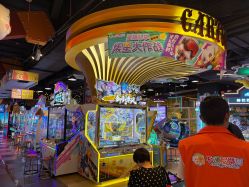 -卡通尼乐园(宝山龙湖天街店)