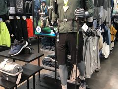 -迪卡侬(越秀公园店)