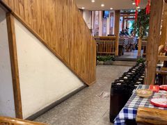 -雪熊哈尔滨烧烤·精酿啤酒·砂锅(中央胜境店)
