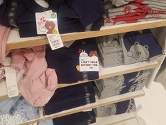 -优衣库(红谷滩万达店)