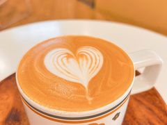 热拿铁-COMPANION COFFEE小伴咖啡