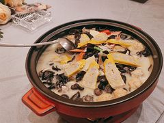 -绿草地·湘菜(悦方ID mall店)