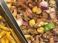 -老东镇啤酒屋海鲜加工·蒸汽海鲜·海鲜烧烤(台东店)