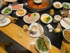 -香佰里鲜货火锅(井研店)