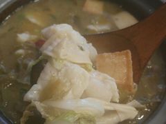 石锅酸菜鱼-周鱼小馆石锅酸菜鱼(活力汇店)