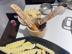 -老房老舍重庆火锅(假日城市店)