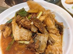 黑椒焗鱼骨-红日饭店(裕隆三路店)