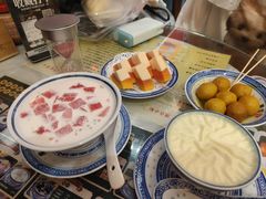 -广信牛奶甜品世家(台东店)