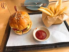 特制牛肉汉堡-EN SPACE恩空间