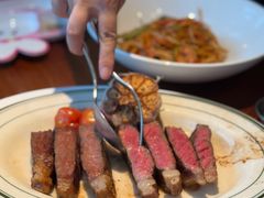 -MONICH牛排融合餐厅(和义大道购物中心店)