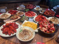 -巴厘龙虾·榜首油焖大虾(音乐学院·沿江酒馆店)