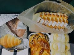 海盐黄油卷-风车面包