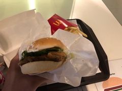 -麦当劳(星光行店)