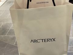 -ARC'TERYX始祖鸟(北京王府中环店)
