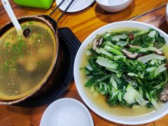 -山里人家土菜馆(茅山店)