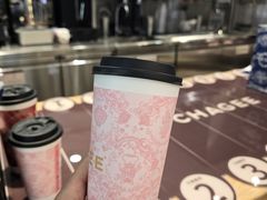 -霸王茶姬(上海静安大悦城店)