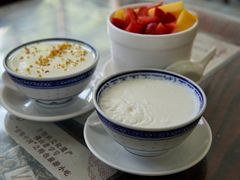 -周大娘牛乳(旧寨古村总店)