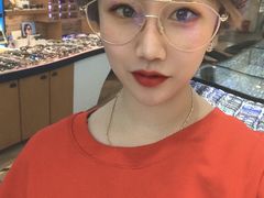 -三叶眼镜城(八佰伴店)
