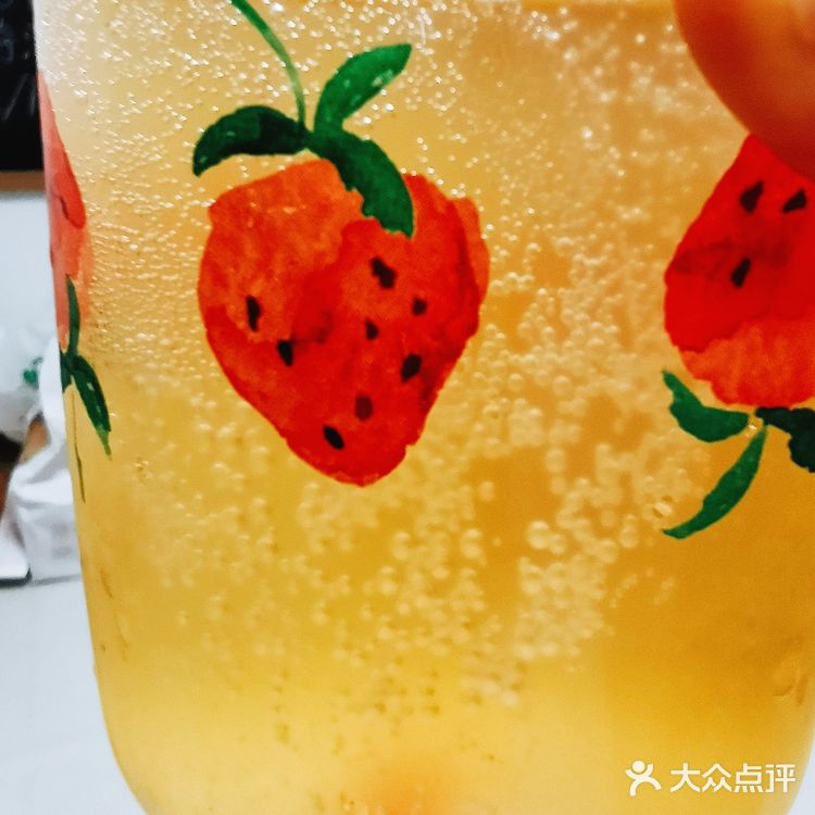 东北限定:🍐冻梨气泡水