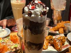 -FAT COW(虹梅路店)