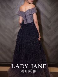 -Lady  Jane高端婚纱礼服馆
