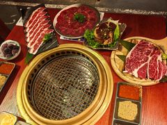 -喜牛烧肉酒场·黑金店(威高广场店)