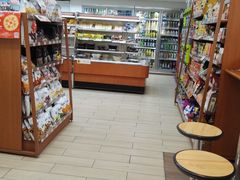 -全家便利店(崂山路四店)