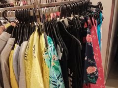 -H&M(华润万象城店)