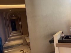 -灸春堂·艾灸·痛症·整脊连锁(之江银泰店)