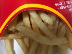 -麦当劳(展览路店)