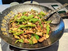 -费大厨辣椒炒肉(黄兴中心广场店)