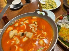 -老滇山寨•云南特色菜•地方菜•民族风情歌舞表演(金碧店)
