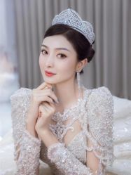 -不晚国际婚纱礼服