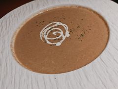 欧式黑松露奶油蘑菇浓汤-布拉格餐厅· 中欧捷克菜(全国首店)