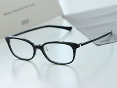 -目艮眼镜SHOWROOM(品牌集合店)