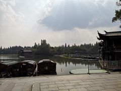 -苏堤停车场